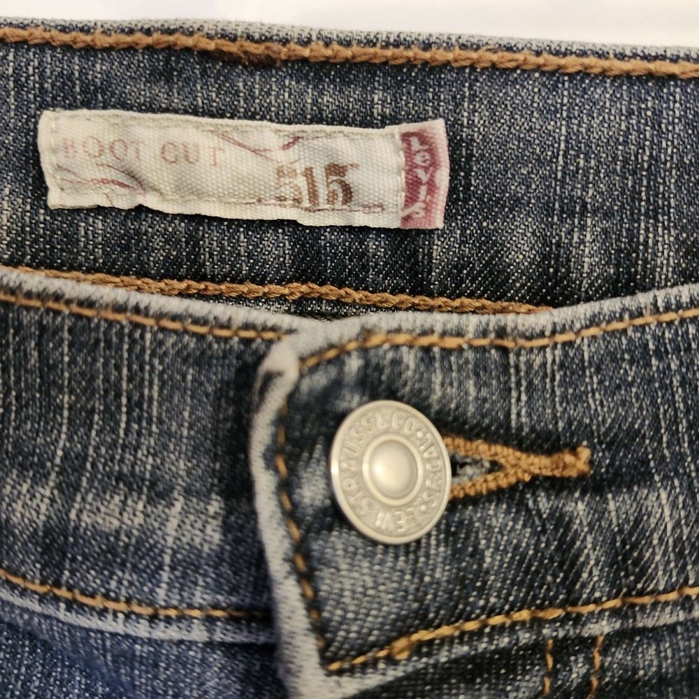 Levi's 515 Boot Cut Jeans *Long* - Picture 6 of 10